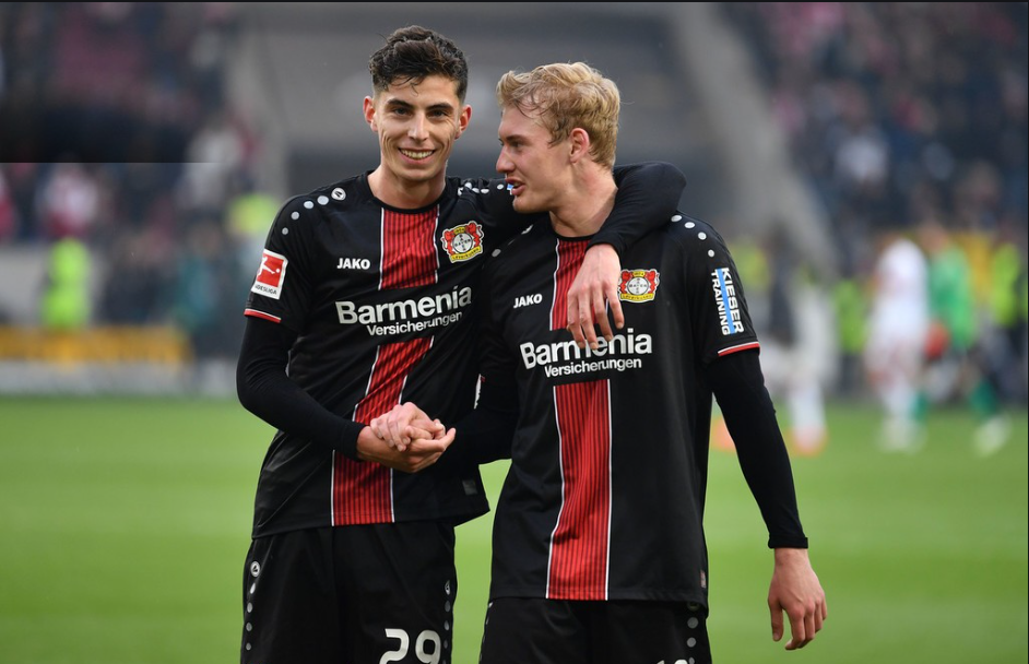 包含勒沃库森客场不敌柏林赫塔，与对手战成平局的词条