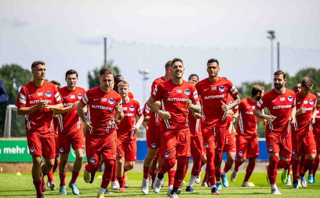 帕德博恩遭遇困境,保级形势迫在眉睫的简单介绍 帕德博恩遭遇困境,保级形势迫在眉睫的简单介绍