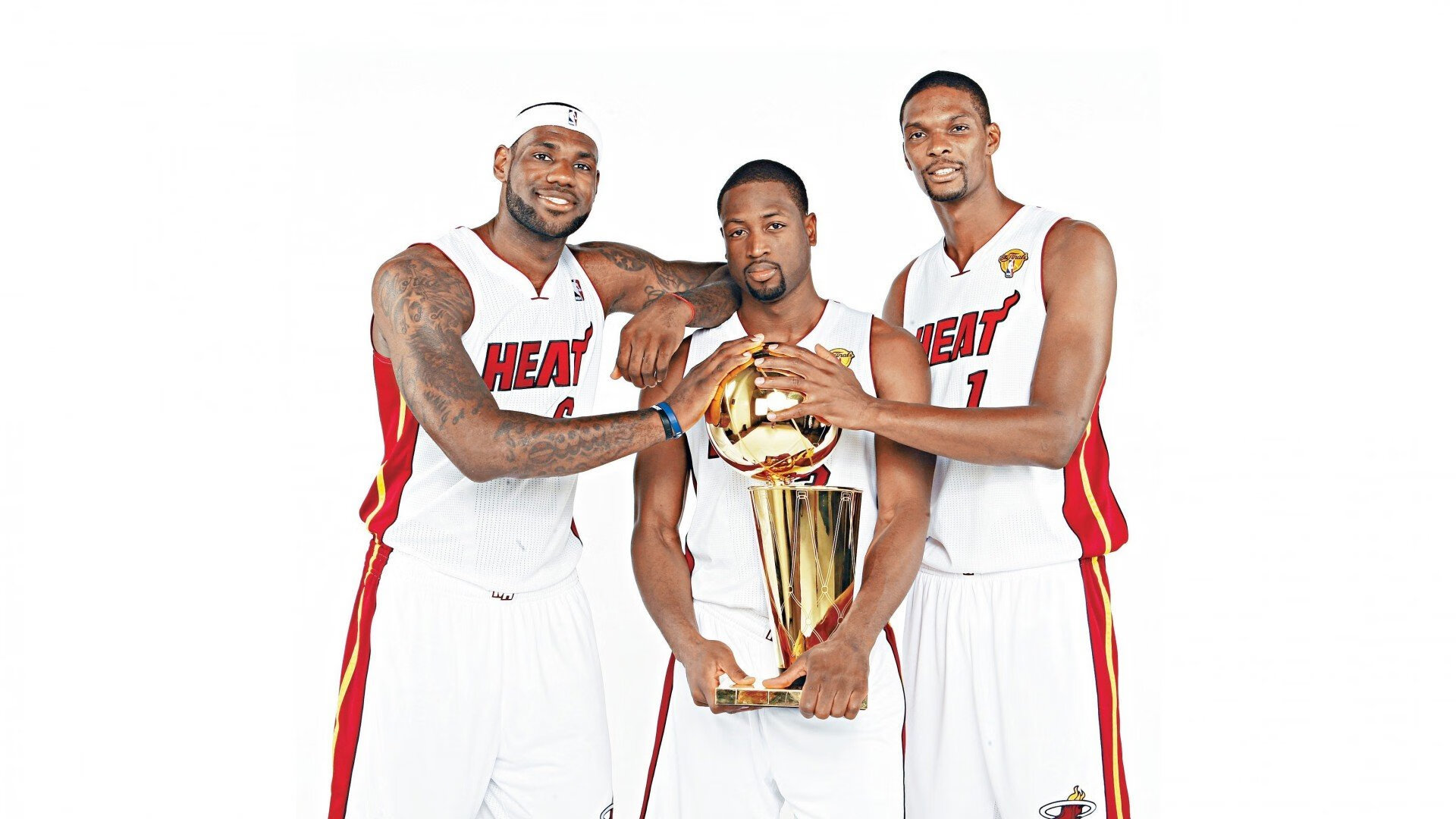 浓眉铁闸锁三军,雷霆加时鏖战擒山西