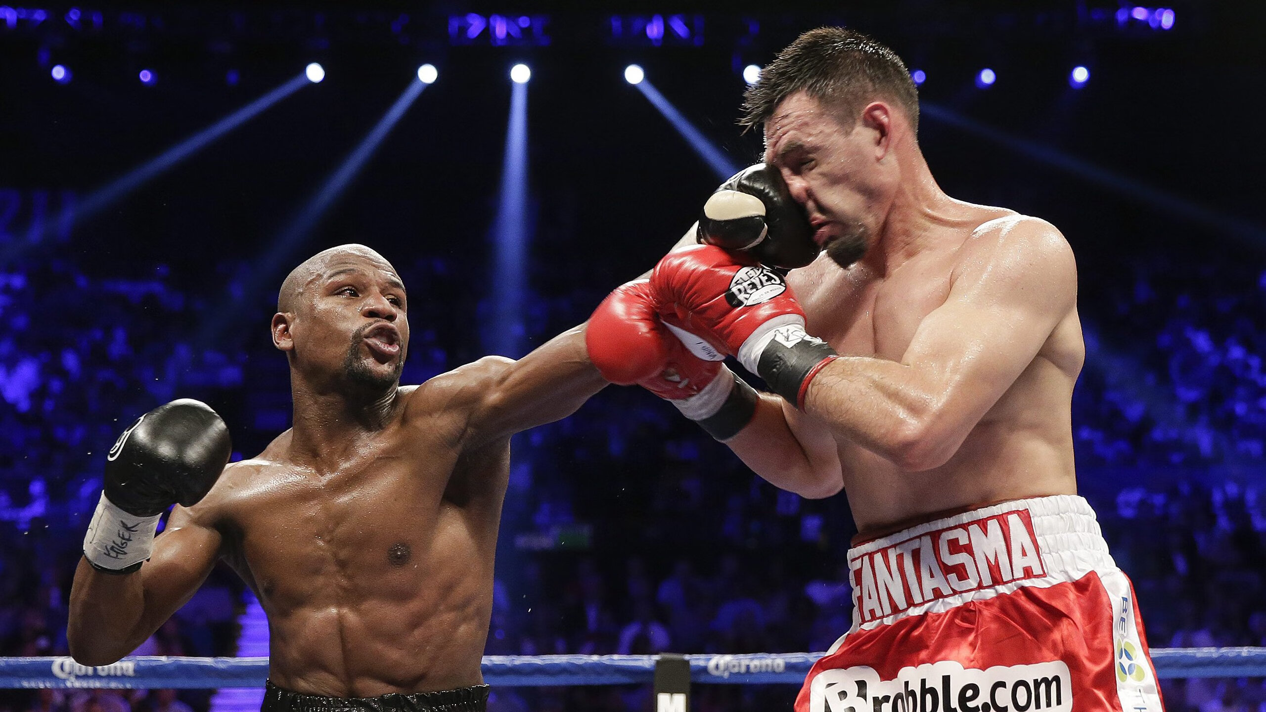 从安哥拉生死战到欧冠之巅，奥斯梅恩的双重征服