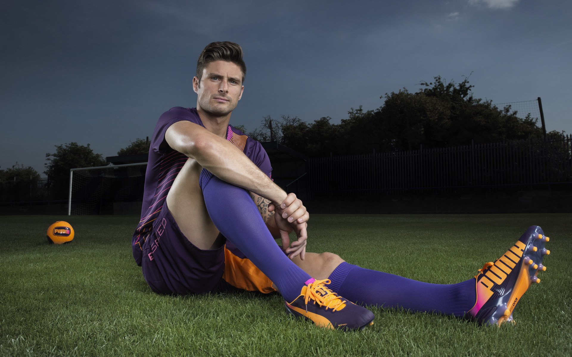 奥运周期关键战，皮克接管比赛，切尔西战术压制马赛的启示